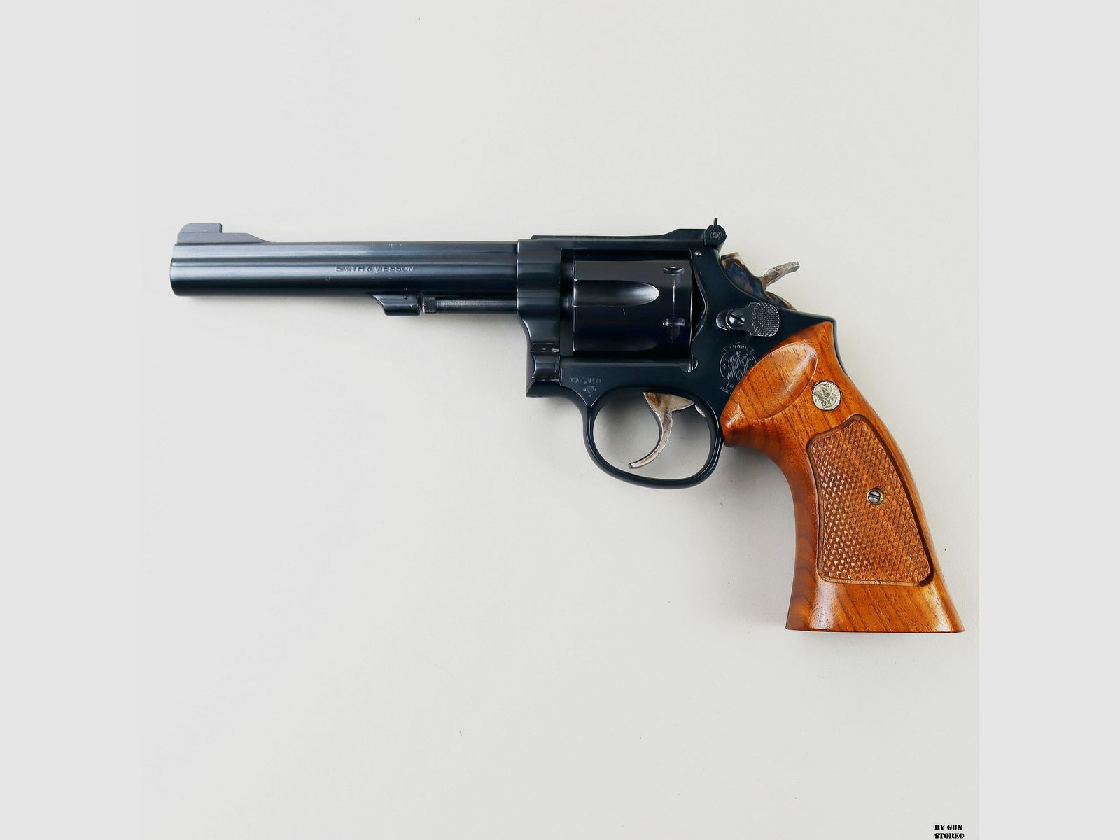 Revólver Smith & Wesson mod. 17-6 K22 Masterpiece cal. .22 LR n.º de serie BEF3899, imagen 1 de 8