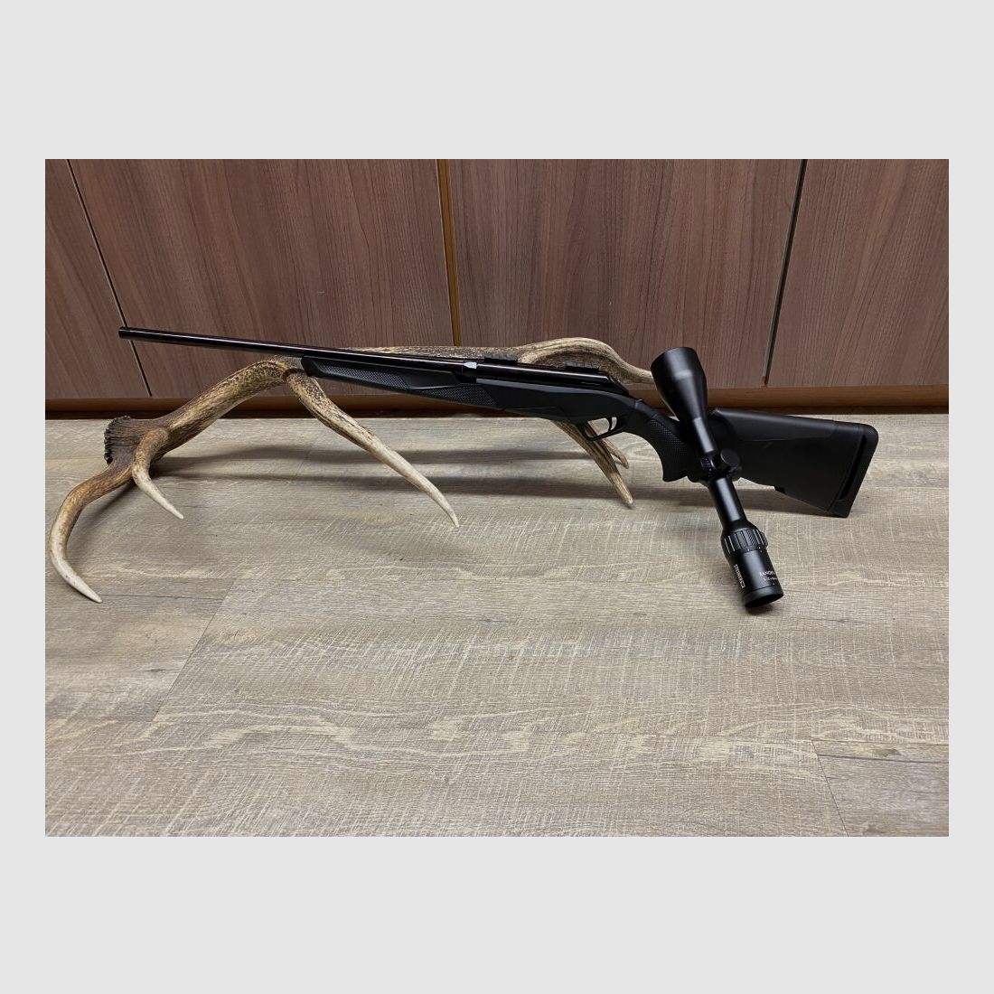 Benelli Lupo, mit Steiner Ranger 4 3-12x56, ohne Schiene