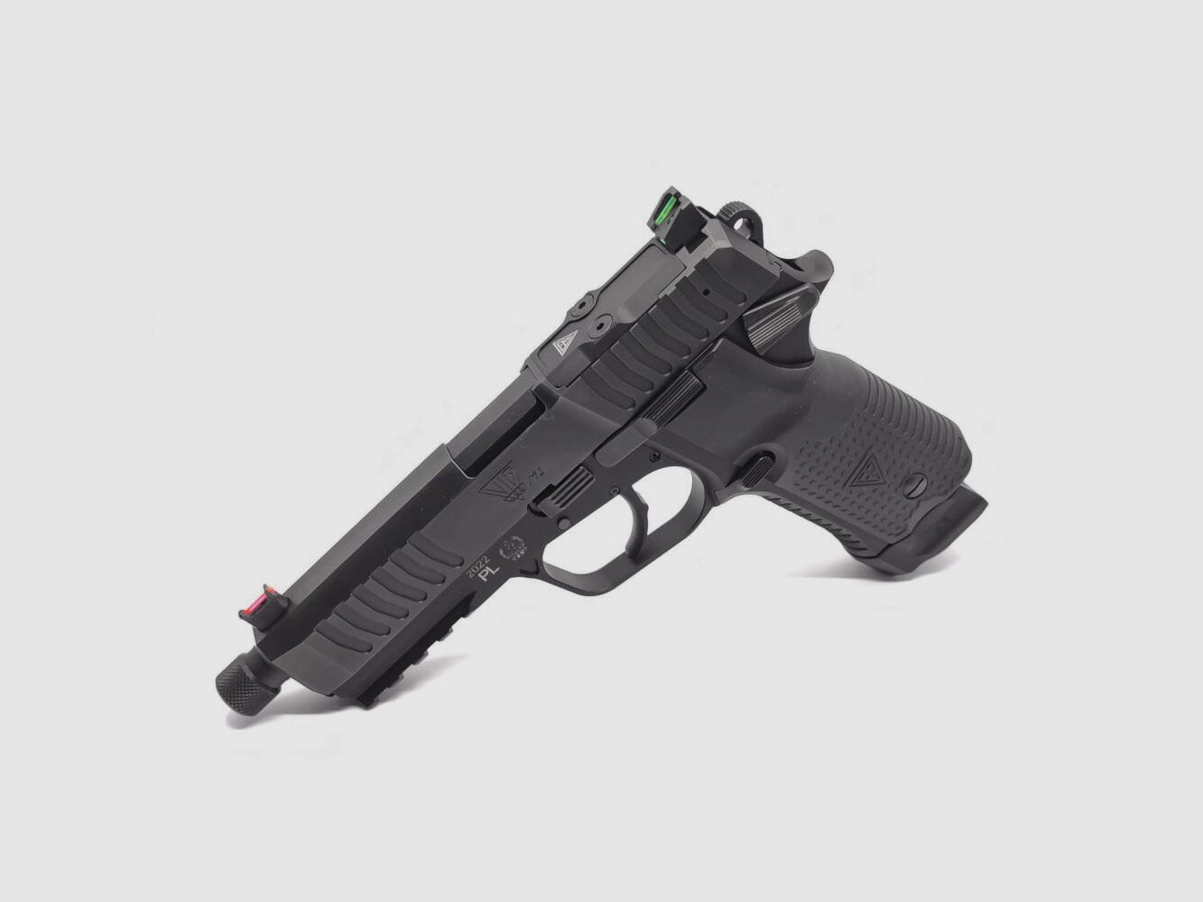 VIS 100 1 pistol with threaded barrel 9mm Luger, image 3 of 6
