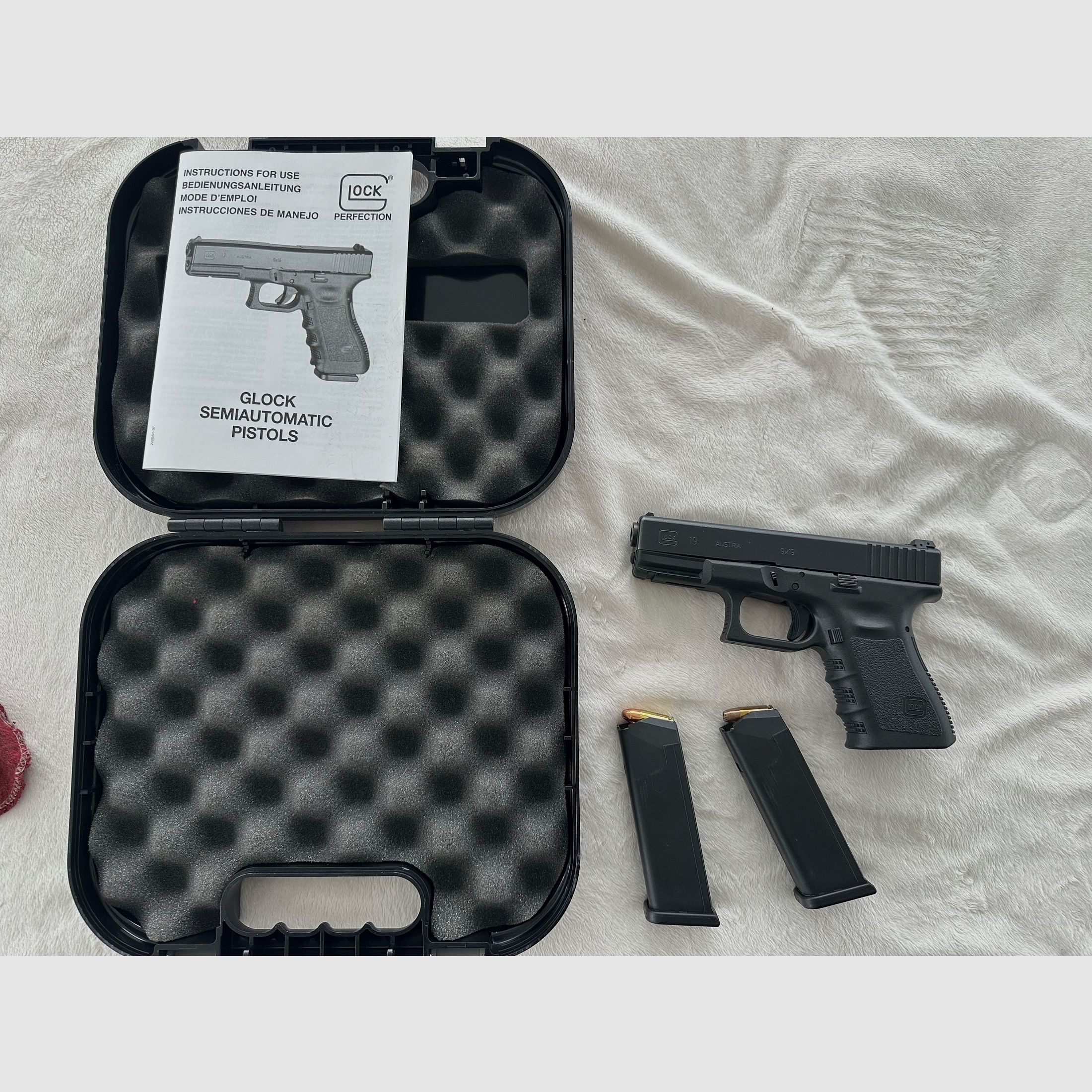 Glock 19 in 9mm - een van de laatste Gen 3 uit 2009 - Weinig gebruikt - bijna NIEUWSTAAT!