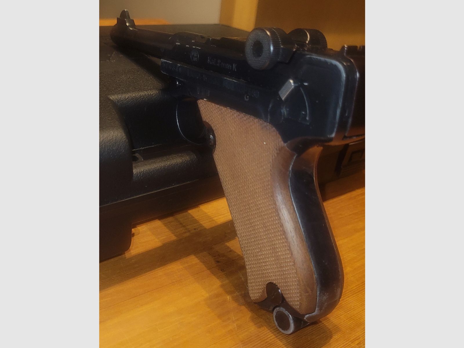 ERMA KGP 690, Schreckschuss, 8mm