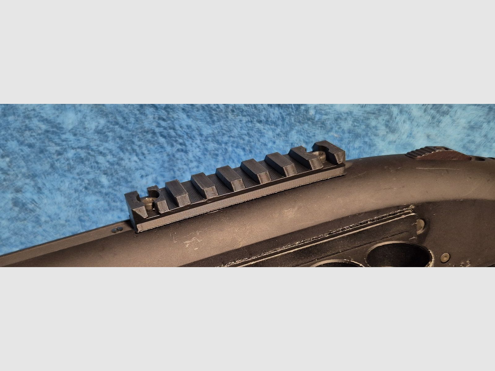 MUNITEX Mossberg 590A1 Austausch Picatinny Schiene, 22mm Schiene