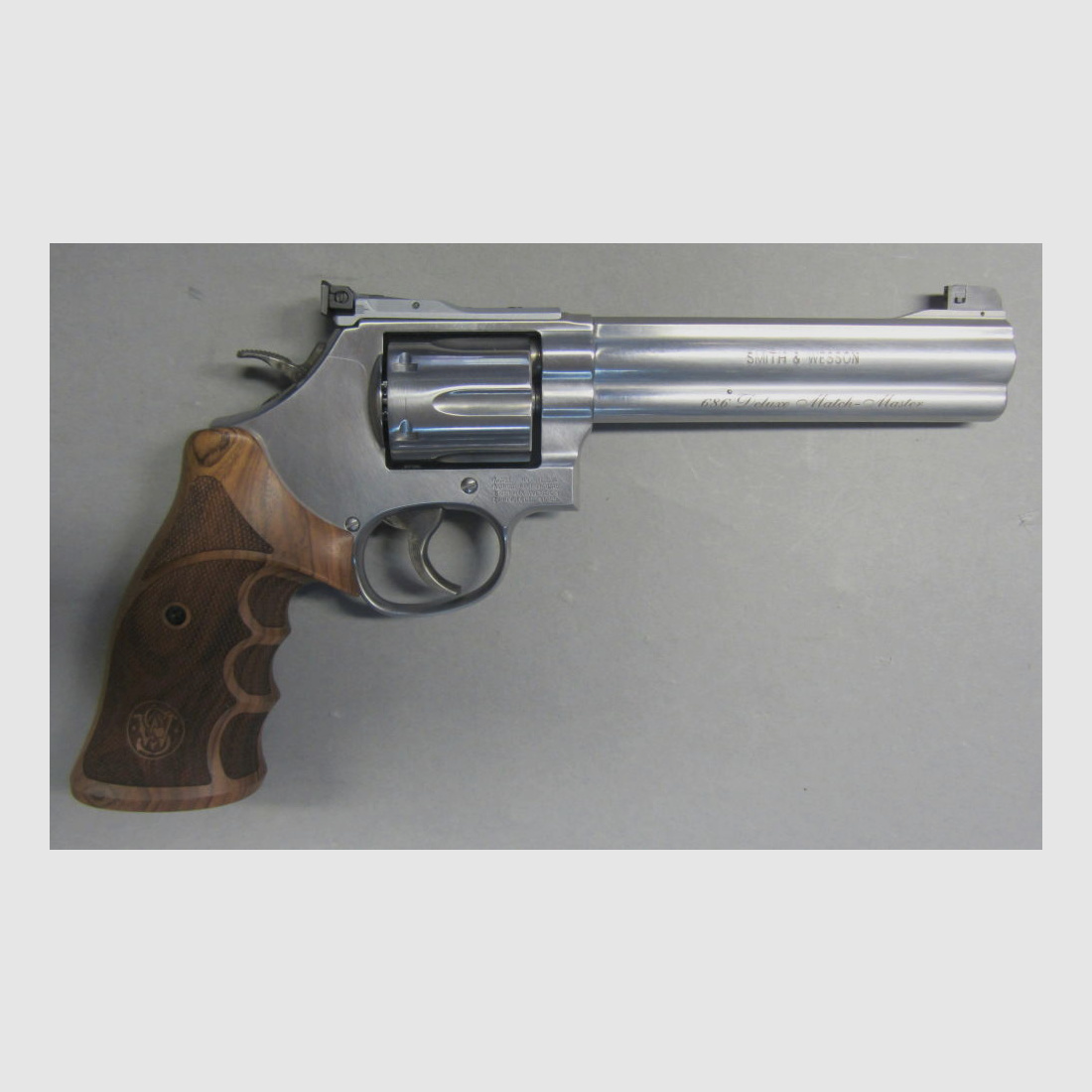 SMITH & WESSON USA Target Champion Deluxe Match Master 686 poliert