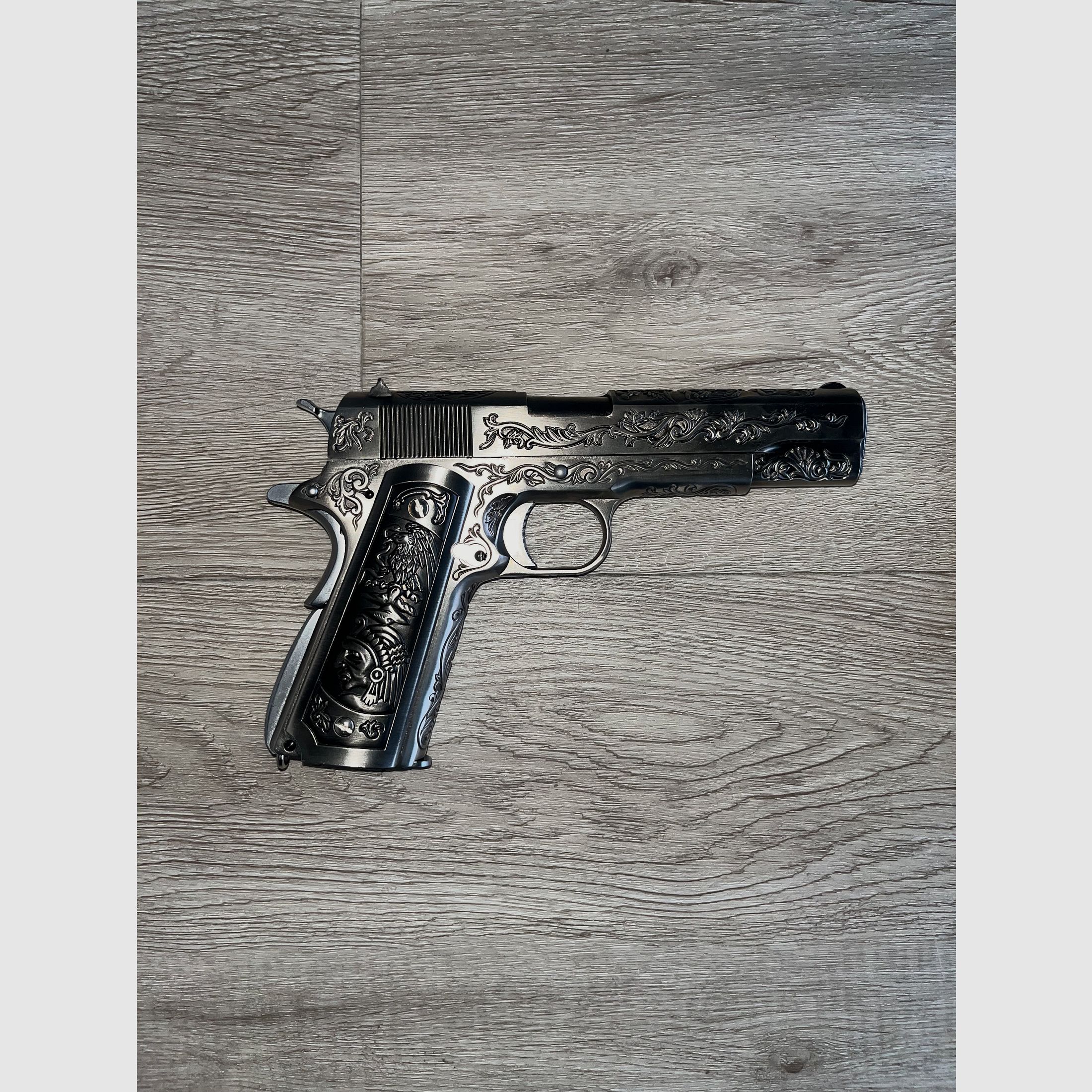  1911 GBB Vollmetall mit Gravuren