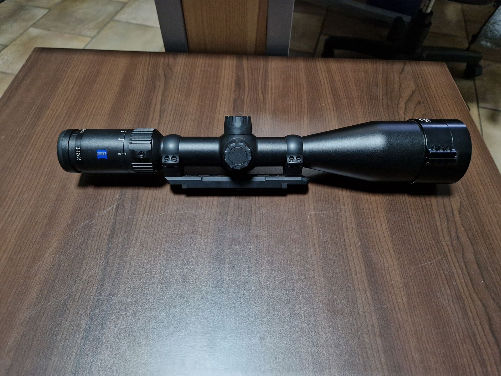 Zeiss Conquest V4 / 3-12x56, avec point lumineux