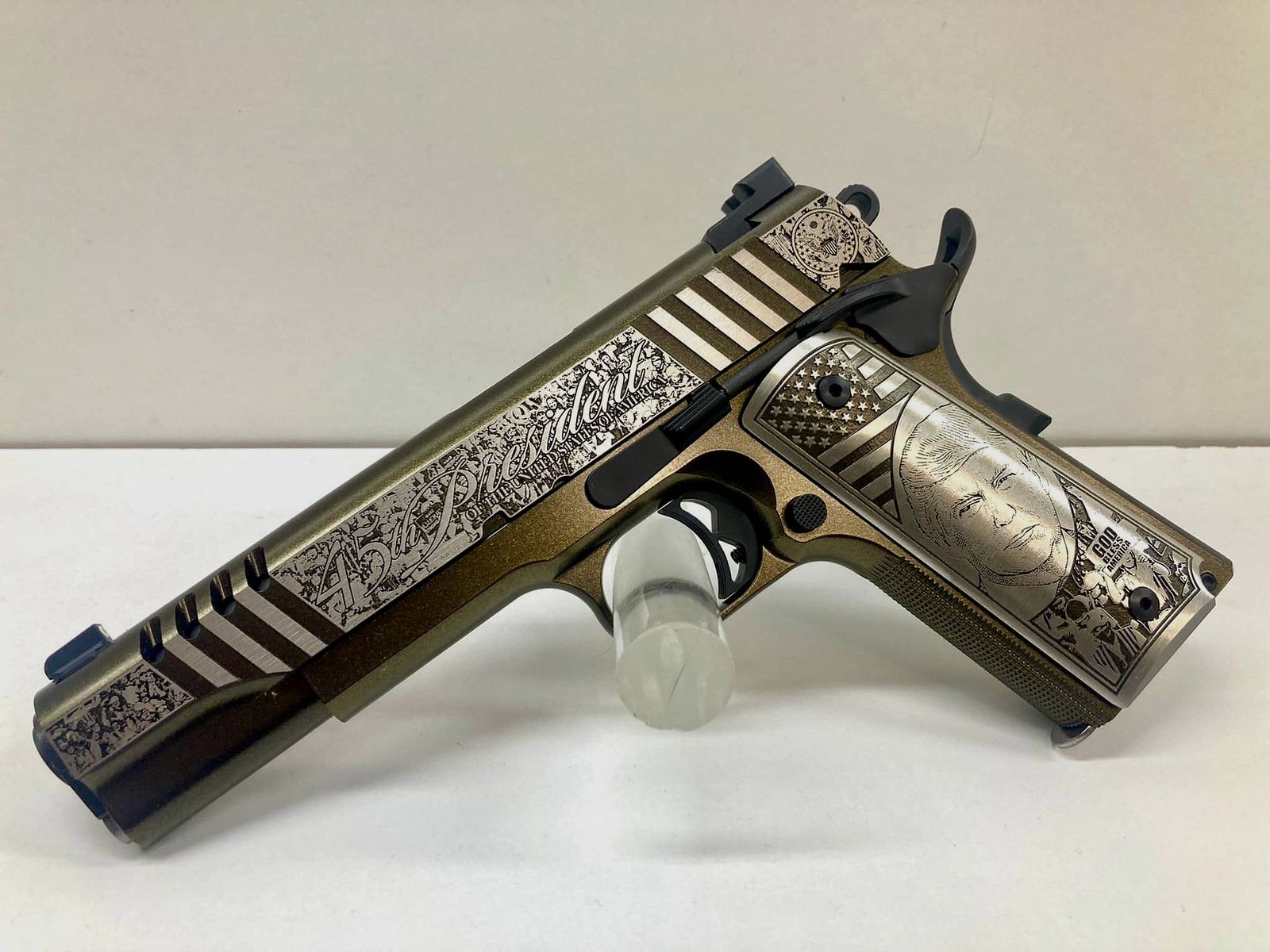 Auto-Ordnance 1911A1 Trump « Cri de ralliement » 5″ .45 ACP