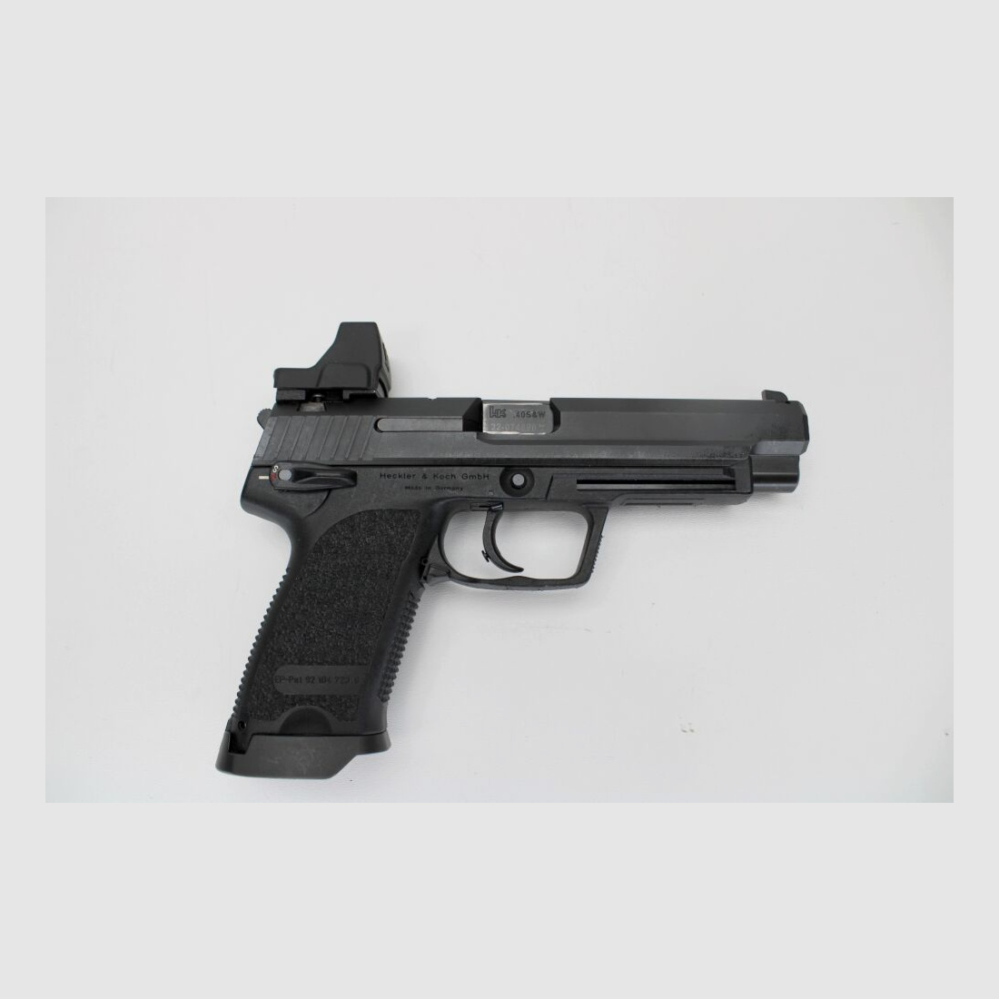 Pistole H&K HK USP EXPERT Kaliber .40S&W mit Vortex Defender CCW und Koffer Pfandversteigerung 17.7.25