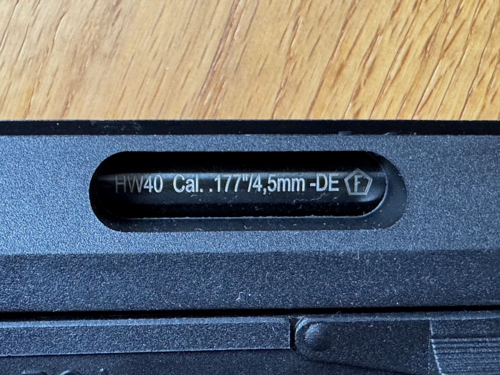 Weihrauch HW 40 PCA air pistol 4.5 mm (.177) - F in pentagon