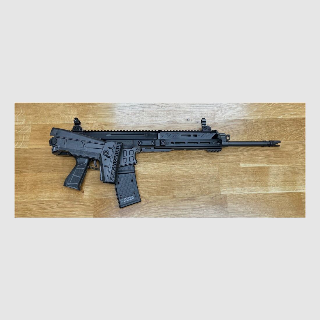 CZ Bren 2 Ms - halbautom. Büchse .223Rem	 Czeska Zrojowka Selbstladebüchse BREN 2 Ms - sportlich zugelassen! nimmt Magazine Typ AR15 auf!