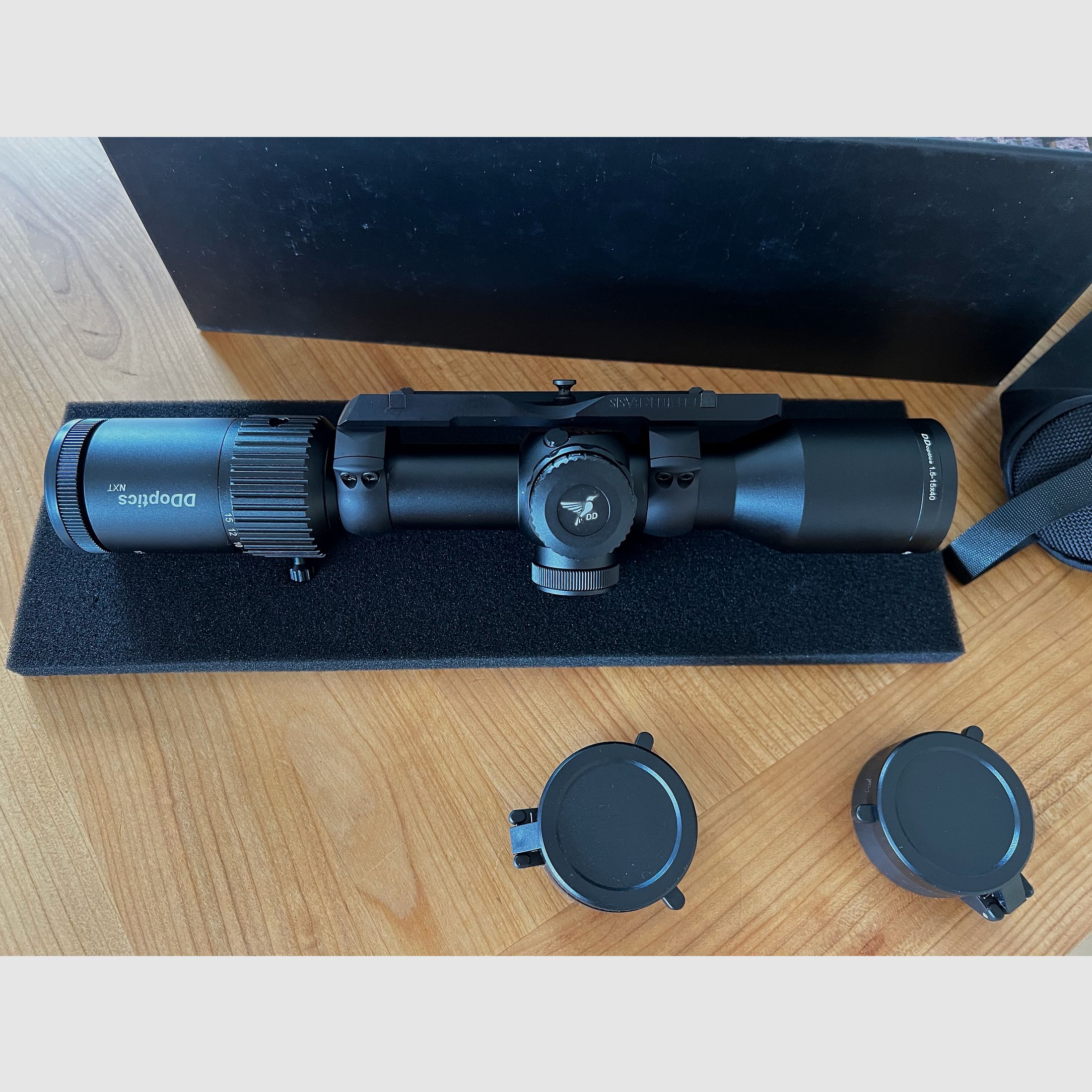 DDoptics NXT  V10   1,5-15X 40  op Dentler