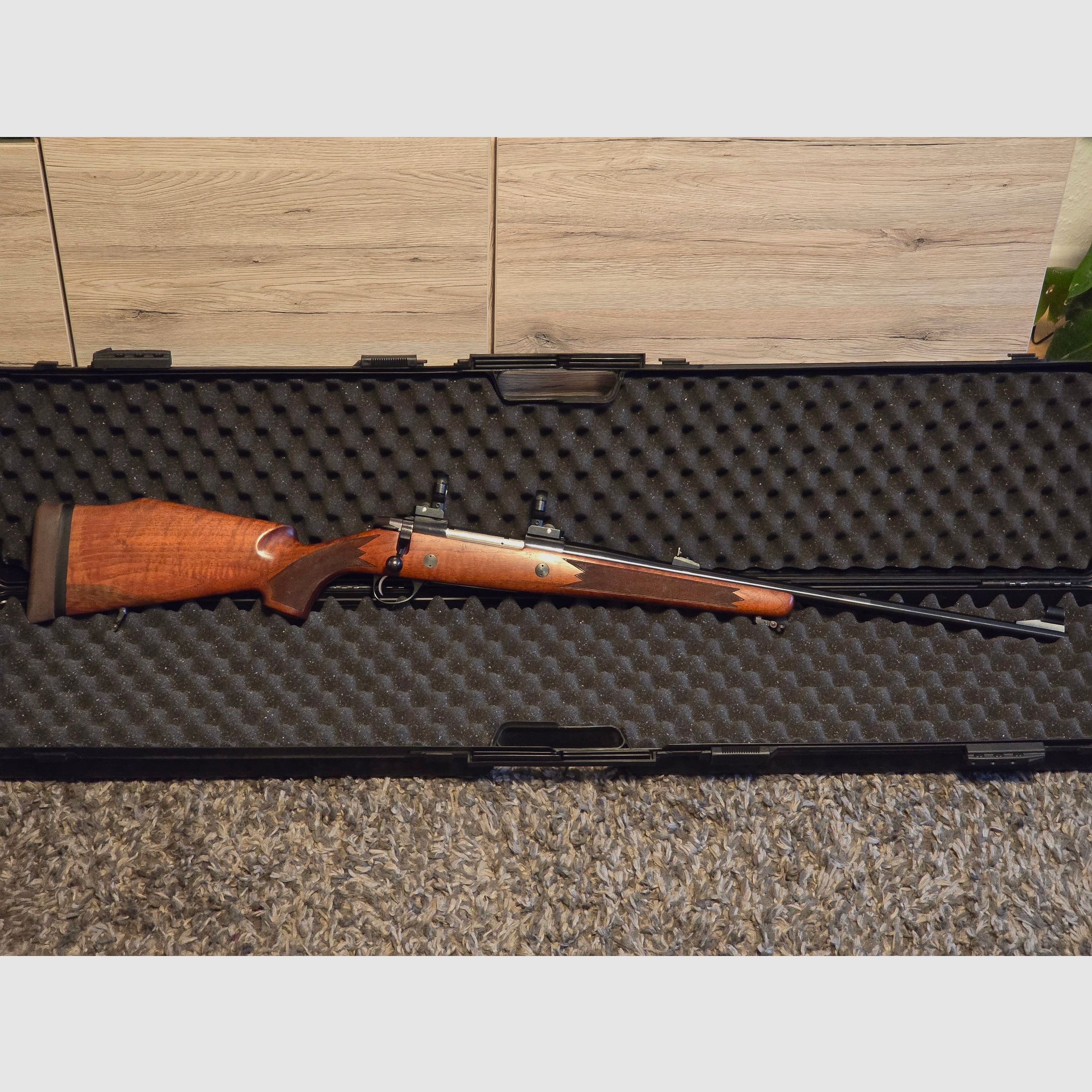 Sako AV .375 H&H Afrikabüchse mit 30mm Ringmontage