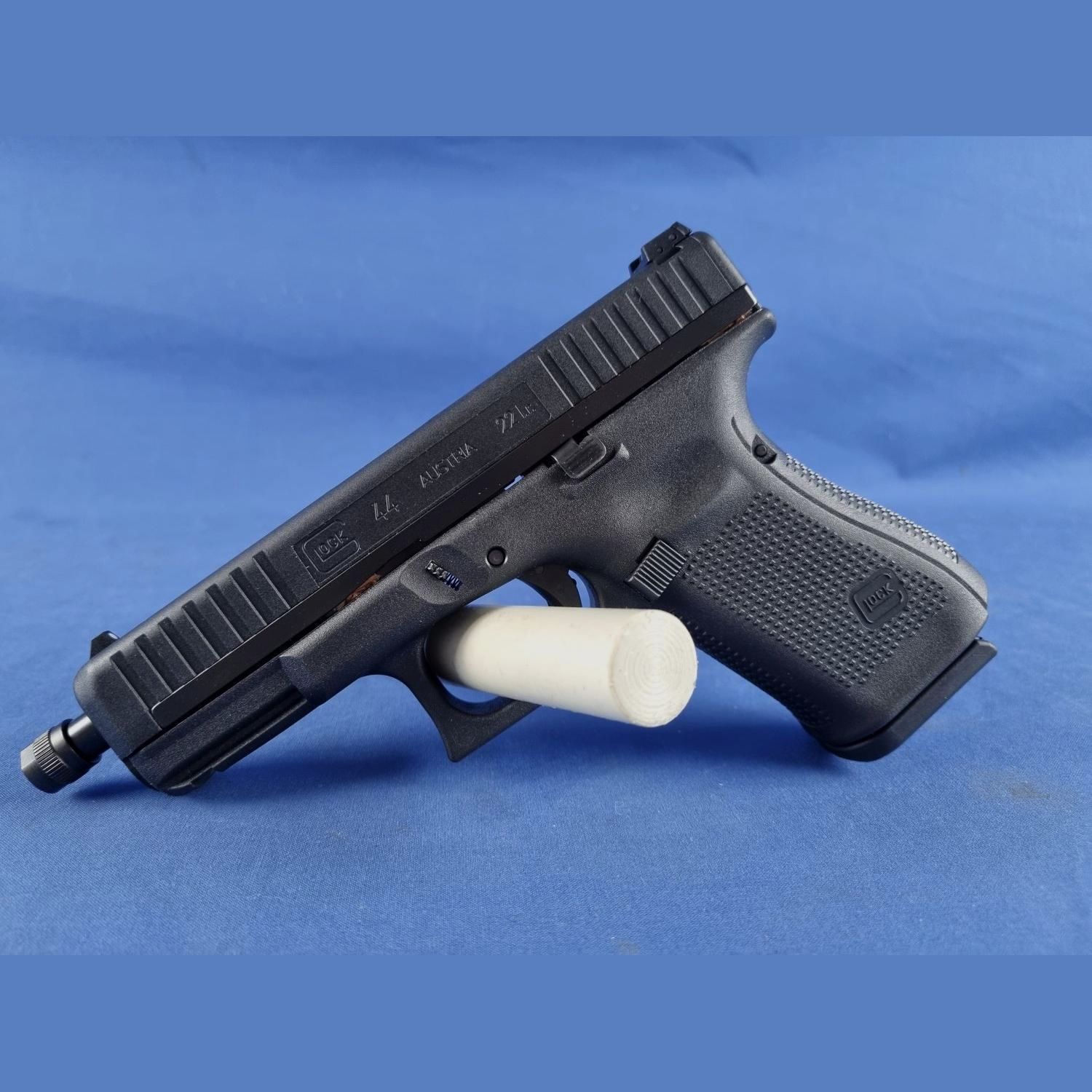 Glock 44 GEN5 FS mit Gewindelauf M9x0,75 Kal. .22lr, Bild 1 von 3