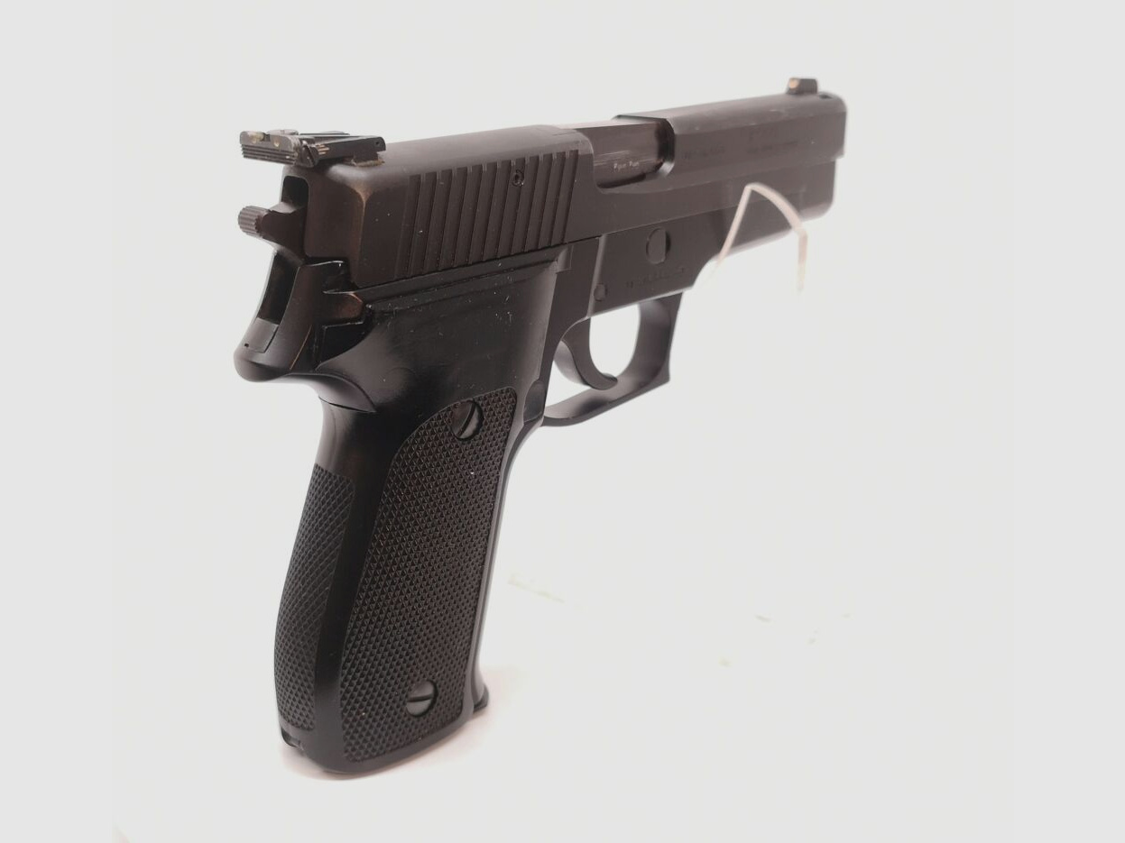 SIG Sauer P226