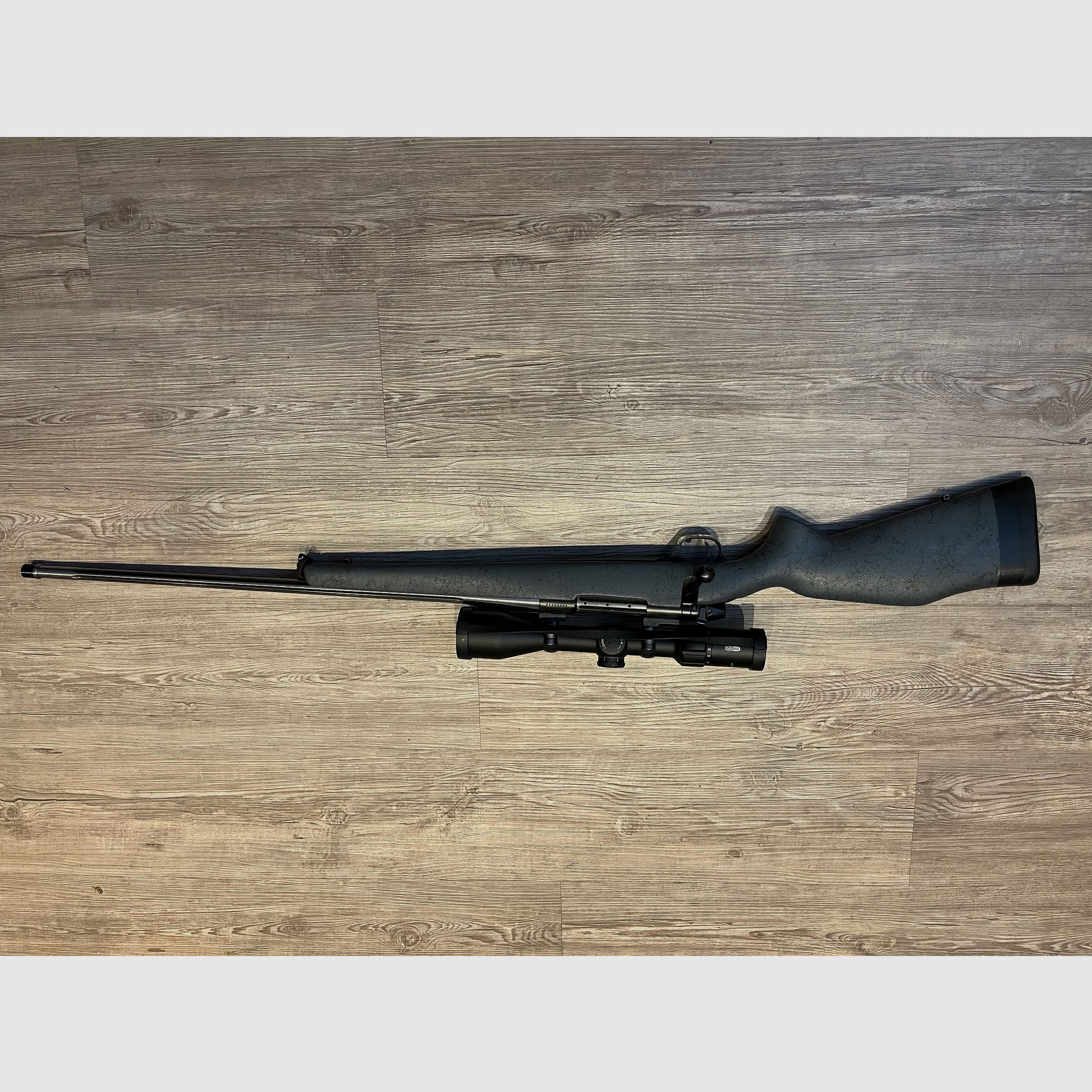 Weatherby Mark V Ultralight 300 wby Accumark