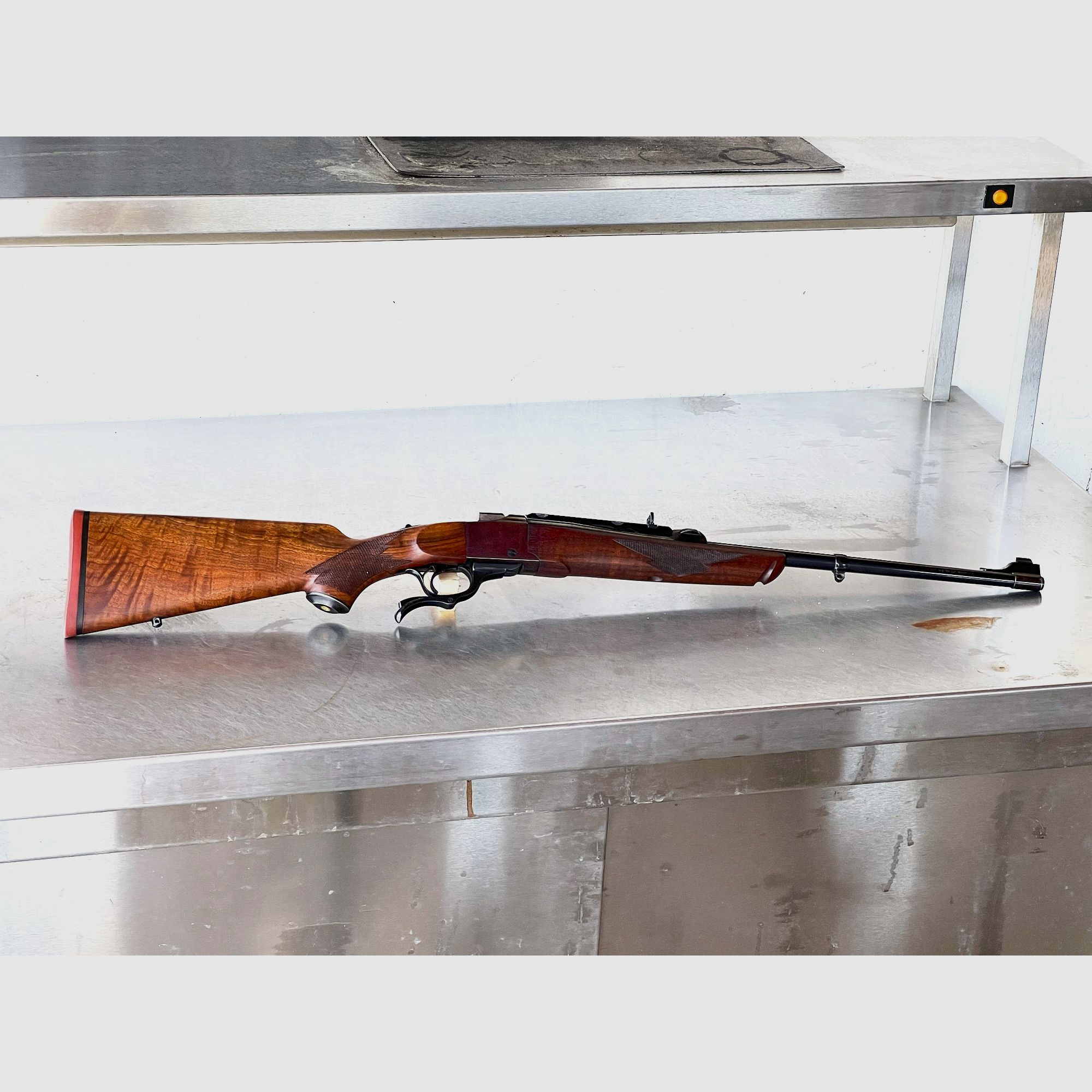 Ruger No.1 .243 Win. Rifle de caída