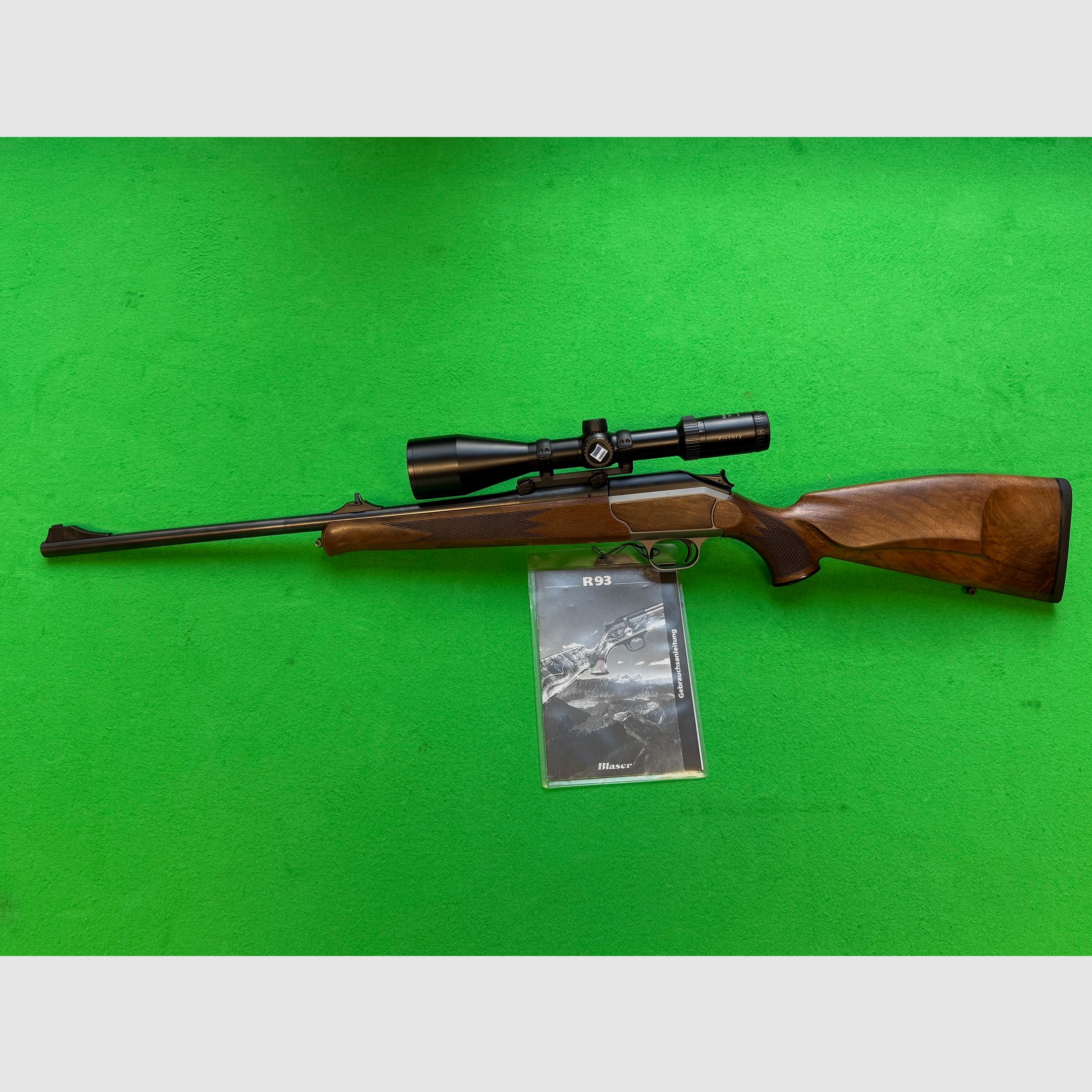 Blaser R93 Holz .30-06 inkl. Zeiss 3-12x56