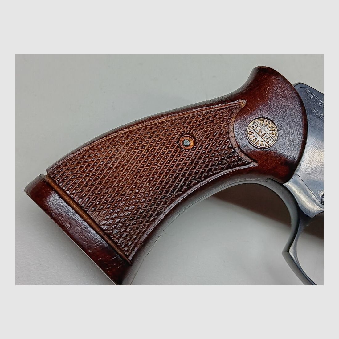 Astra Unceta - Guernica Spain Cadix