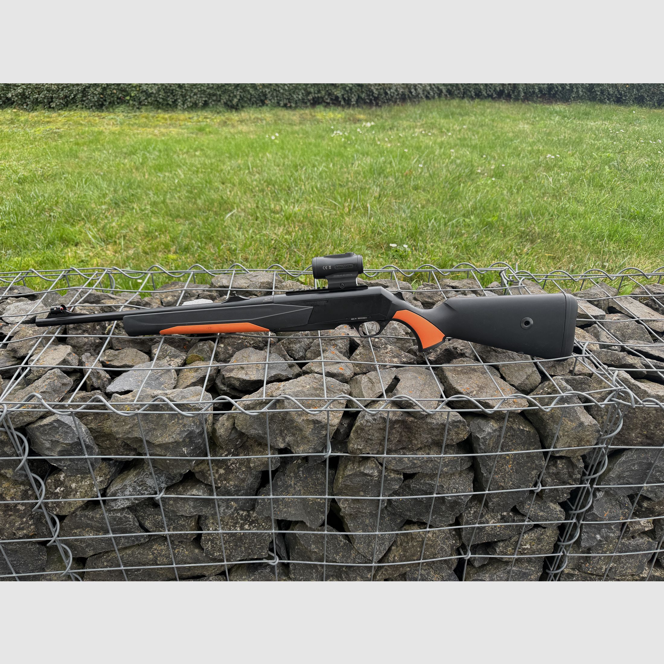 Browning BAR MK3 Tracker 9.3*62 with Holosun red dot sight and Picatinny rail - like new
