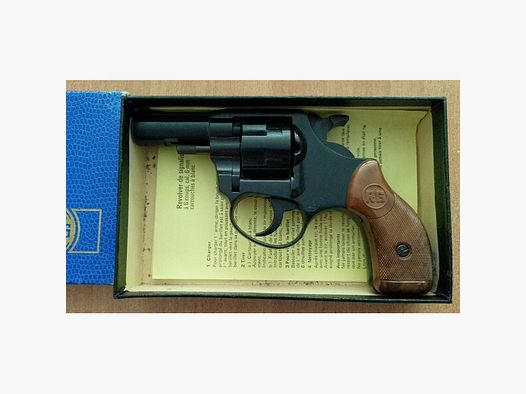Röhm Schreckschussrevolver RG 76 mit der PTB 140 im Kaliber 6 mm Knall