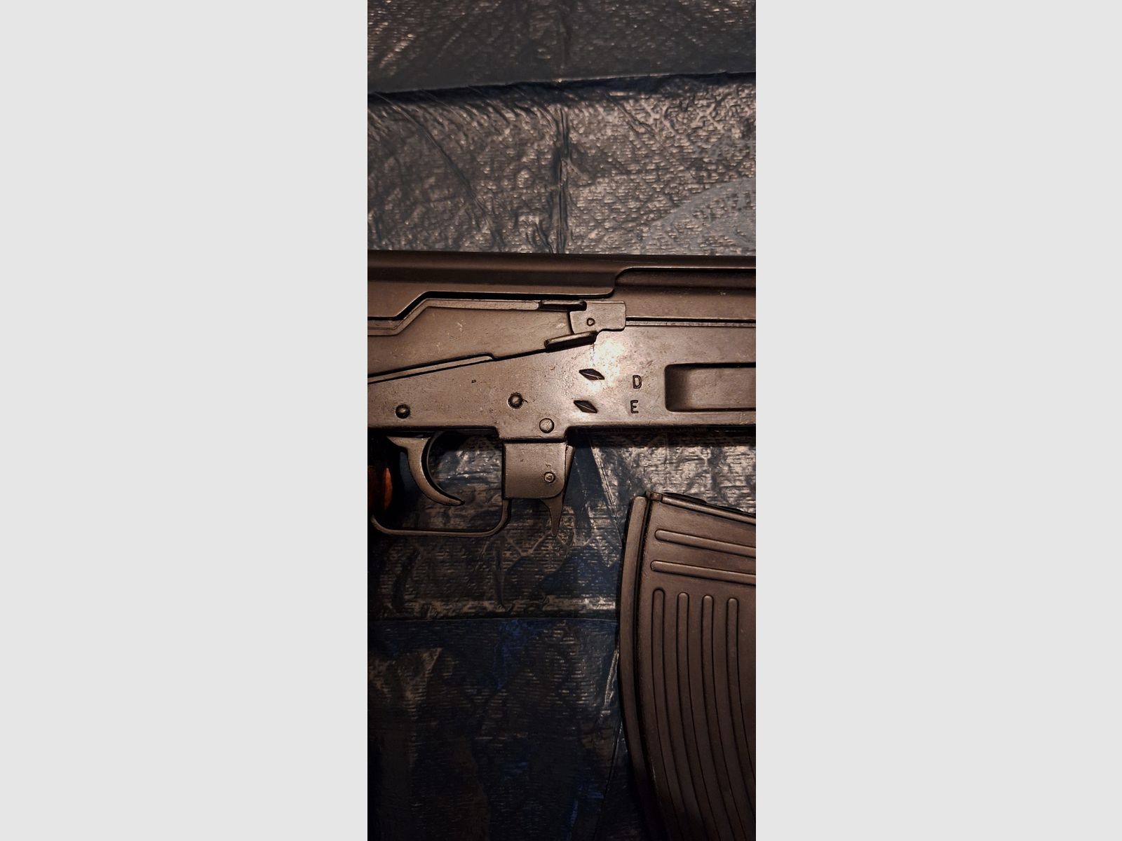 Kalaschnikow AK-47 Replika – guter Zustand, mit Gebrauchsspuren – 150 € VB