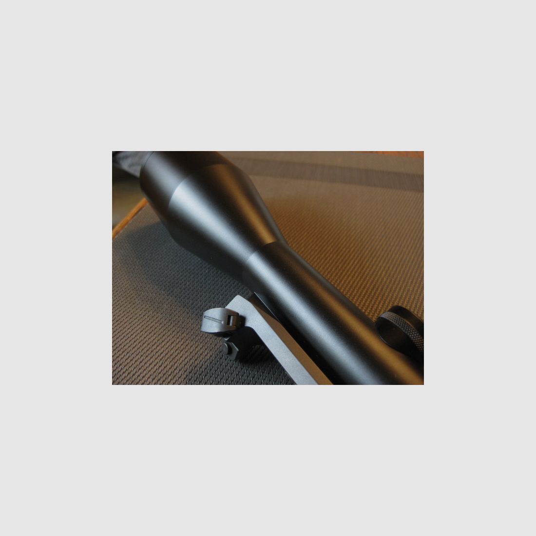 TOP-Klassiker !!  "DAS"  Schmidt & Bender 2,5-10x56 mit Absehen-4 sowie Schiene und original Blaser-Sattelmontage im BESTZUSTAND ! Kein ZEISS-Swarovski-LEICA-Mauser-Sauer