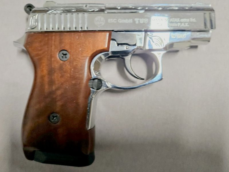 Zoraki 914-P 2024 pistola de fogueo 9mm P.A.K. cromado grabado aspecto madera (PTB 1070) - 914 como nueva!