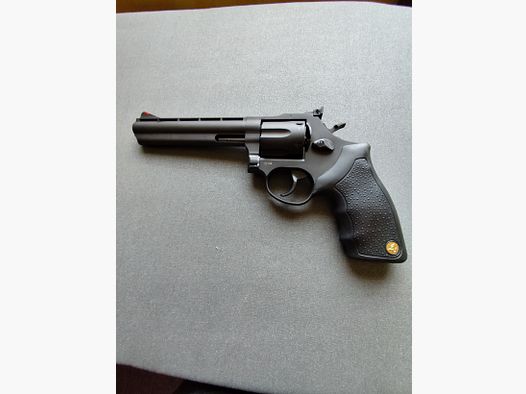 Revolver