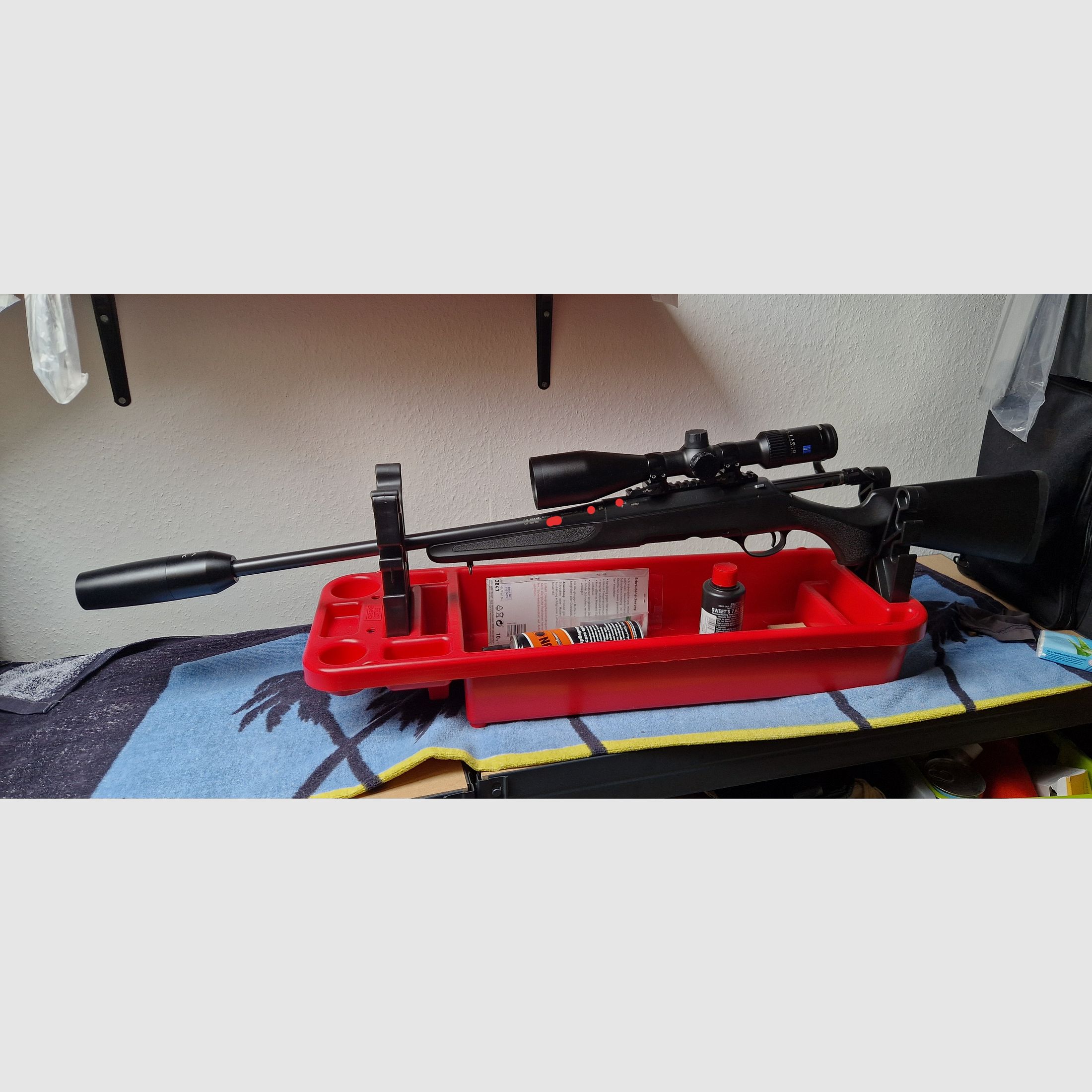 Haenel Jaeger 10 compact in .308 Win mit Zeiss V4 3-12x56, EAW Montage und Freyr&Devik Schalldämpfer