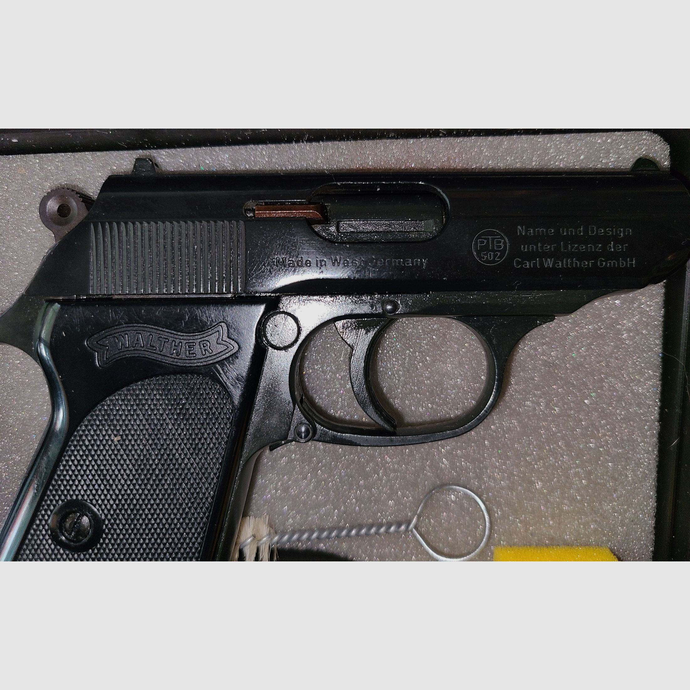 WALTHER PPK  / PTB 502 / 8mm / VIEL ZUBEHÖR / SCHRECKSCHUSS / GAS / PISTOLE / SILVESTER SELBSTVERTEIDIGUNG  