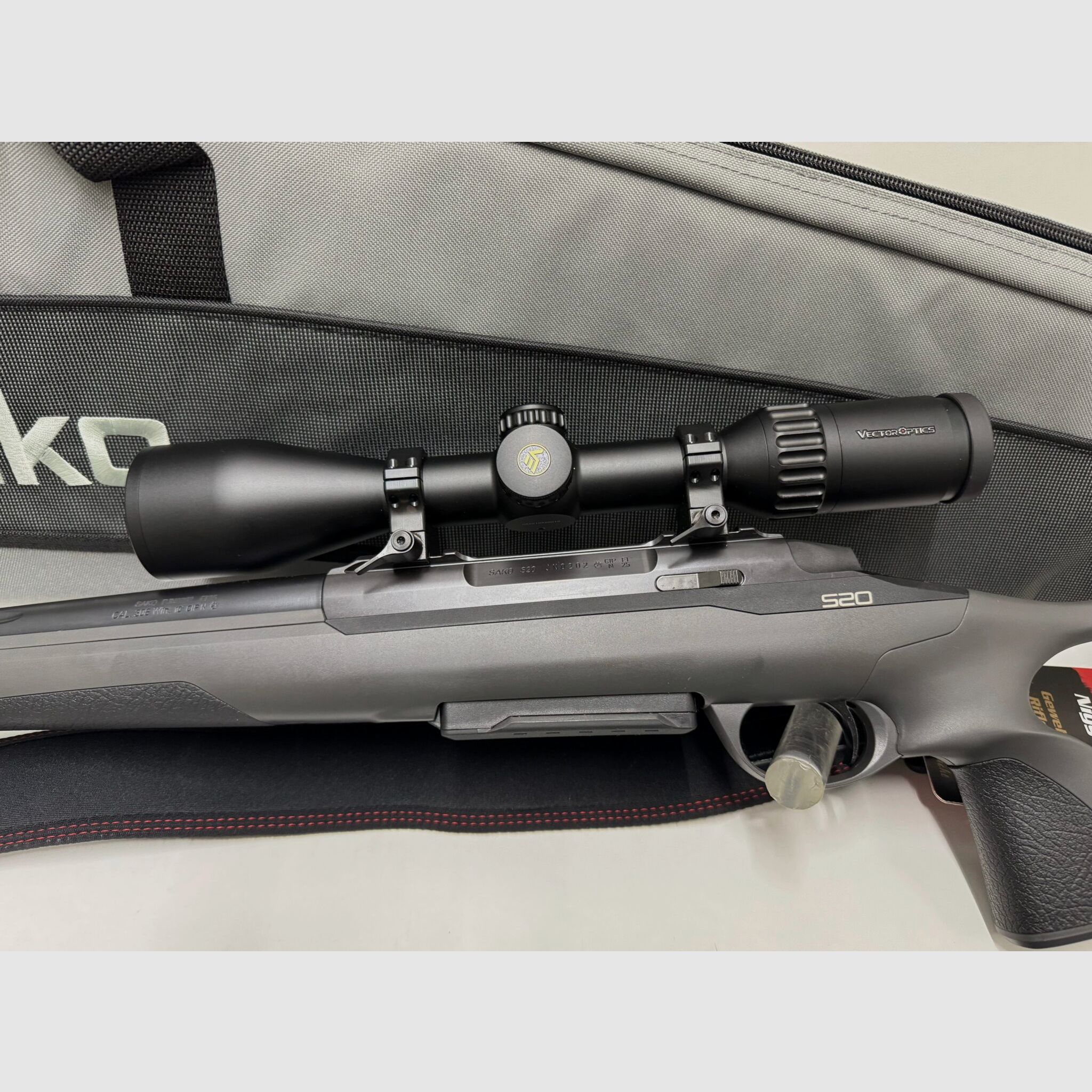 SAKO S20 HUNTER | Komplettangebot „Black Hunter“