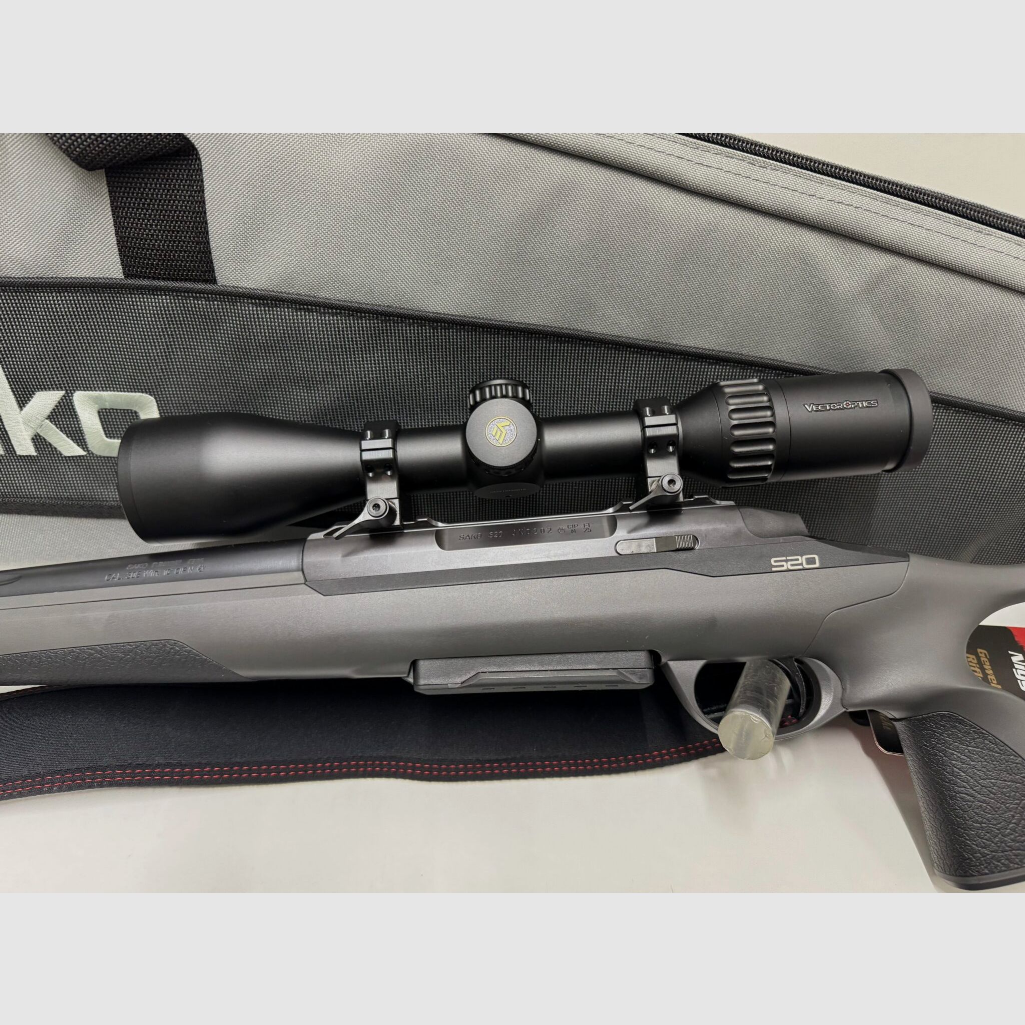 SAKO S20 HUNTER | Compleet aanbod "Black Hunter"