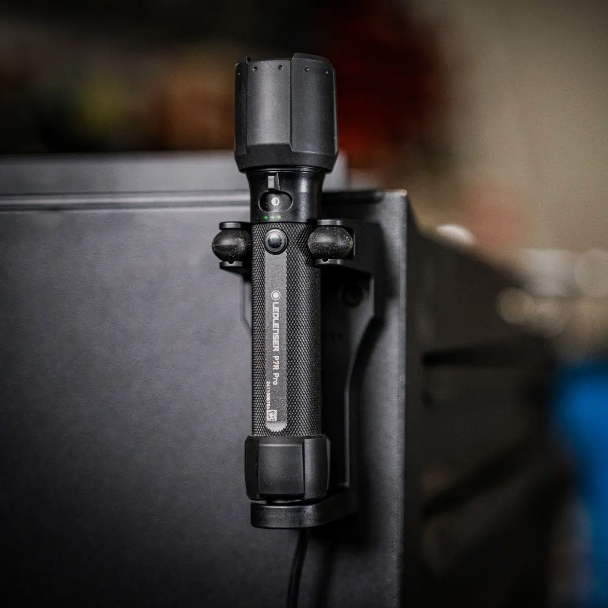 Latarka Ledlenser P7R Pro