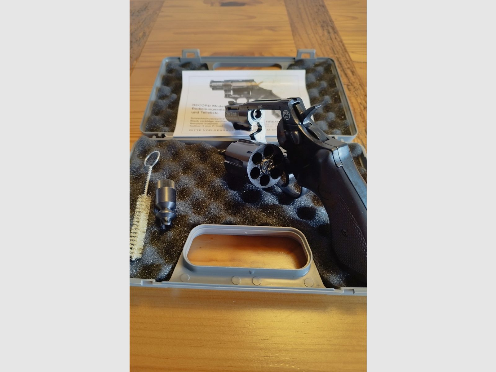 Record Chief 2" Schreckschuss Revolver Kaliber 9mm R.K