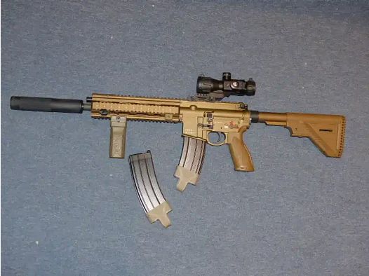 Heckler & Koch HK416 A5 Gen. 3 GBB, cal. 6mm RAL8000 mit Zubehör