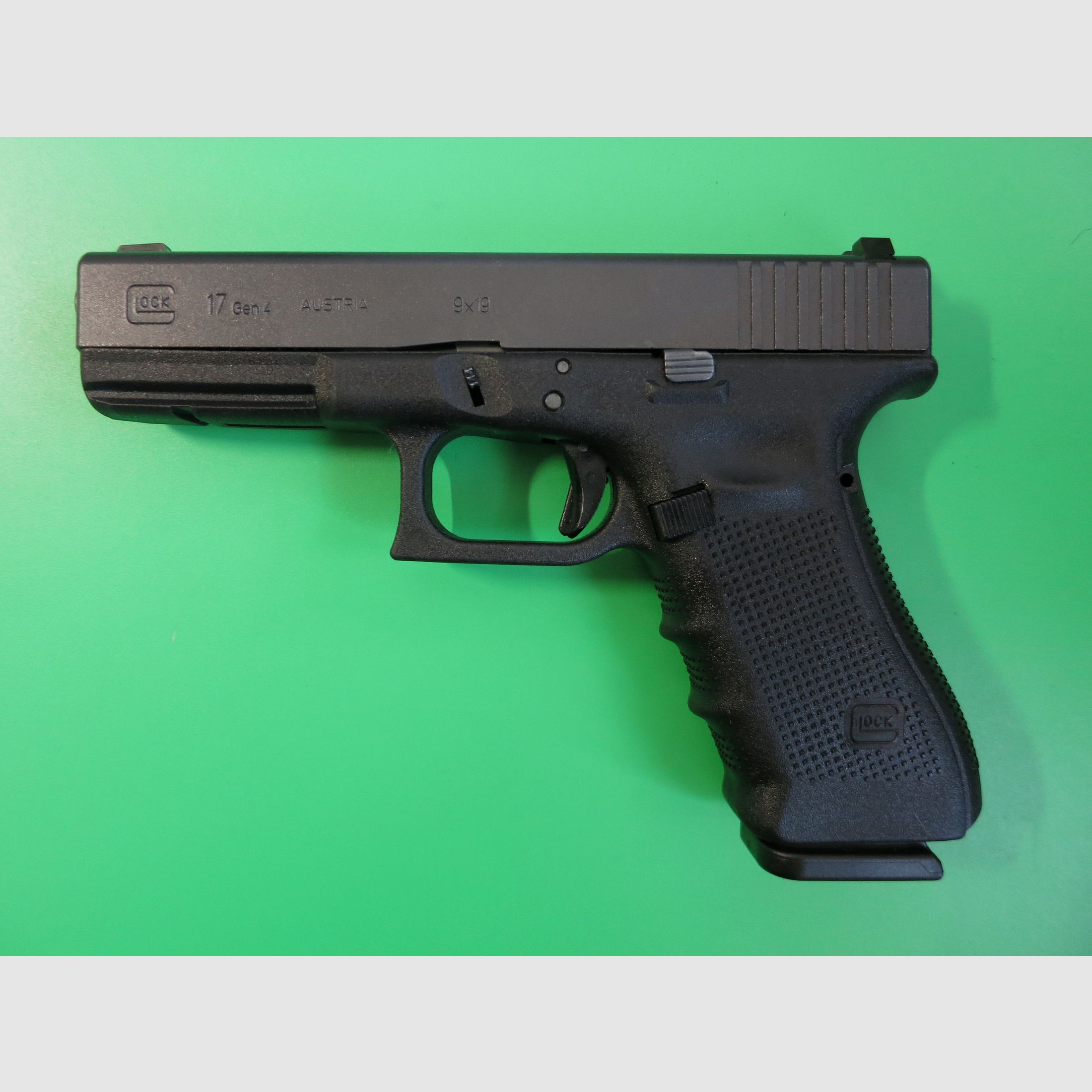 Selbstlade-Pistole GLOCK 17 Gen4, Kal. 9x19   #76