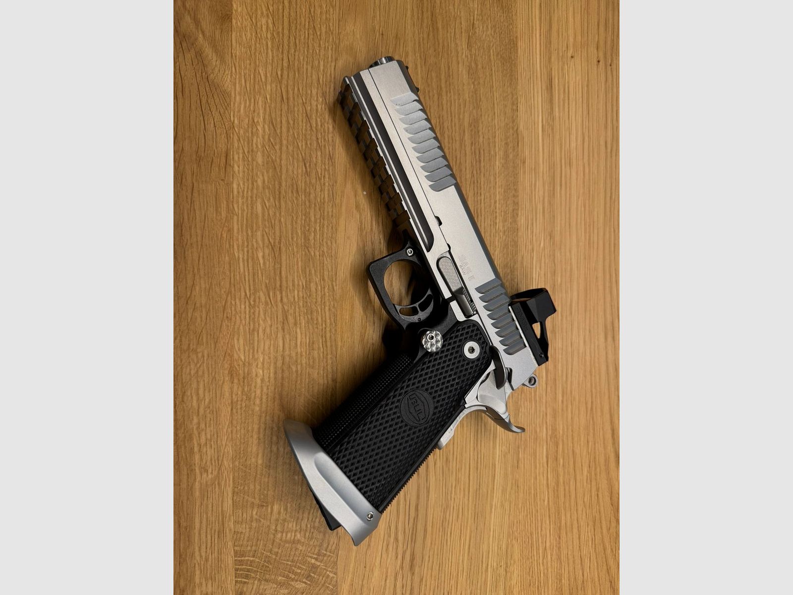 Bul SAS 2 SAW 2011 40 S&W Picatinny Optiken Reddot IPSC