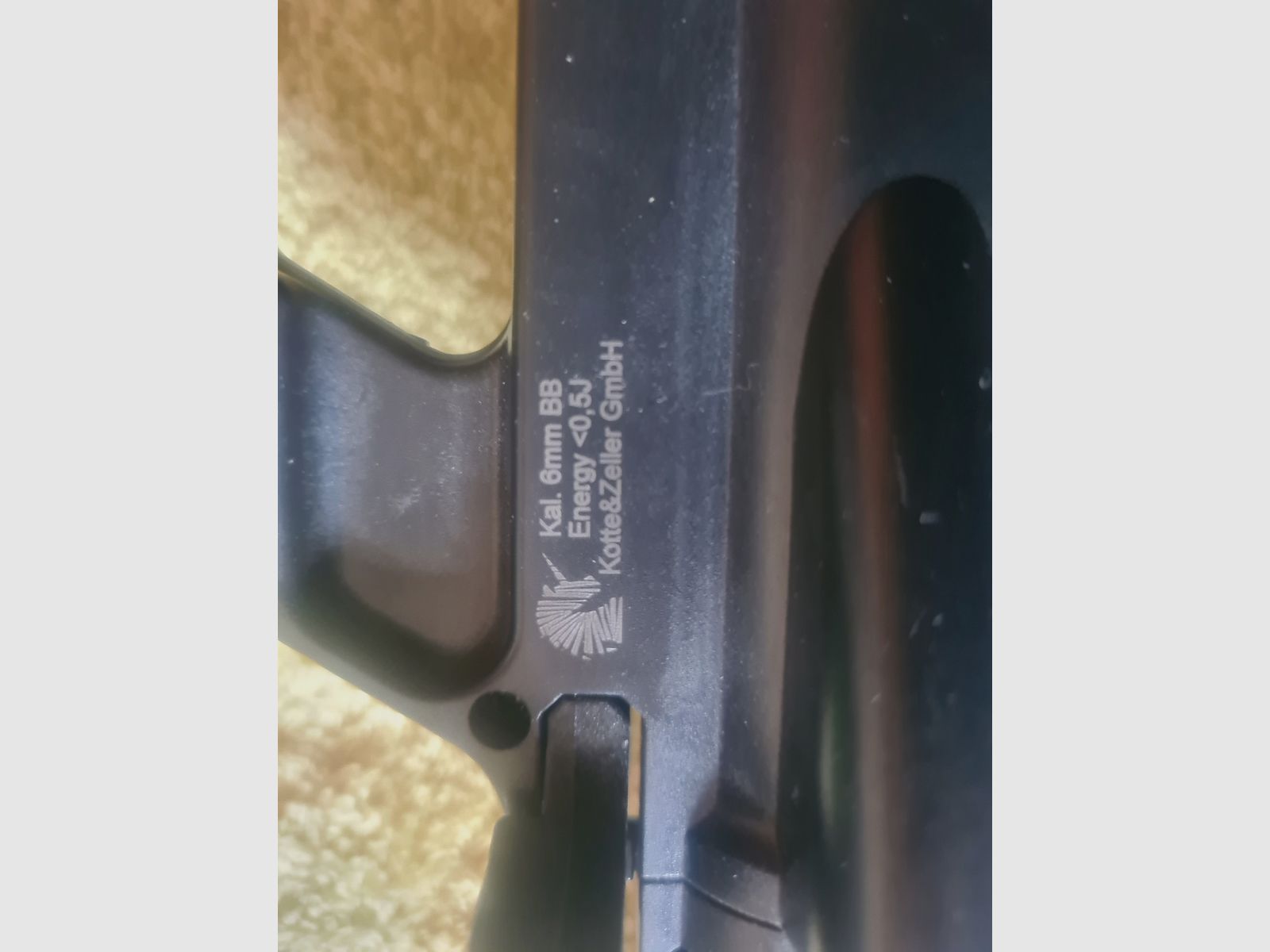 Softair gun 6mm BB replica M4 R.I.S.