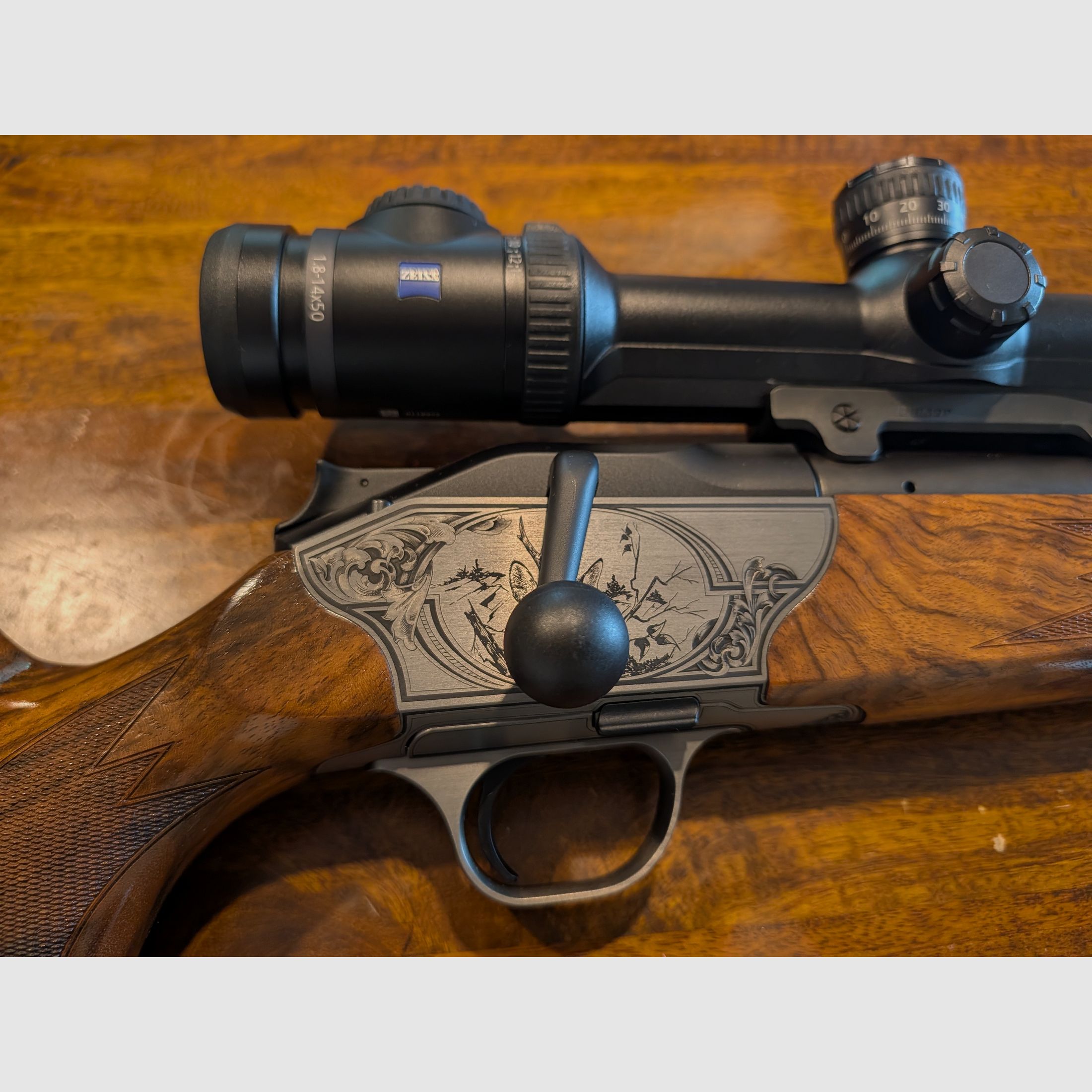 Blaser R8 8x57IS z 52cm lufcie