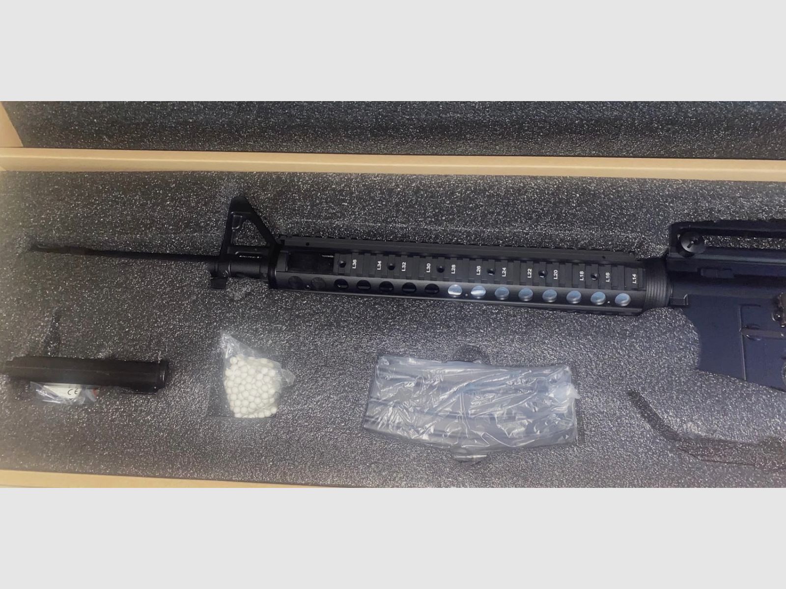 Softair Airsoft ,,Begadi M16 A4 Ris -Gen5, Bild 2 von 3