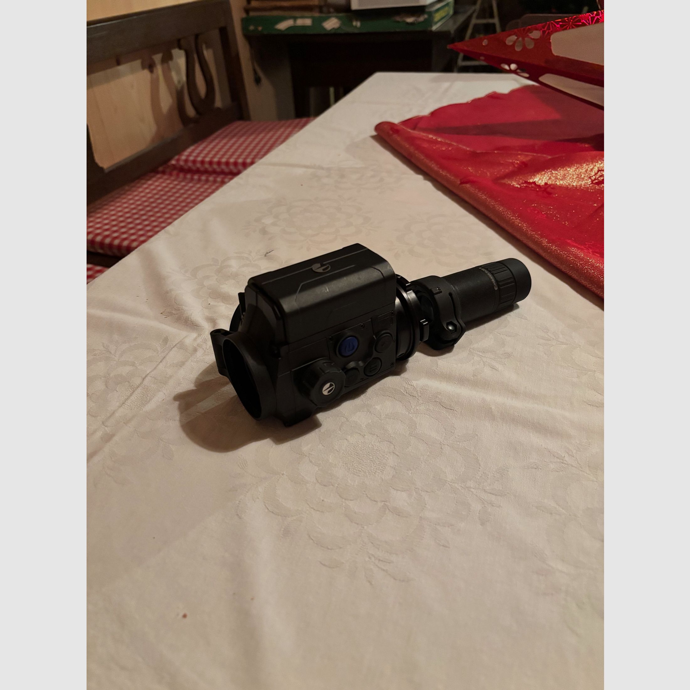 Przedni celownik termowizyjny Pulsar Krypton 2 fxq35, zdjęcie 3 z 4