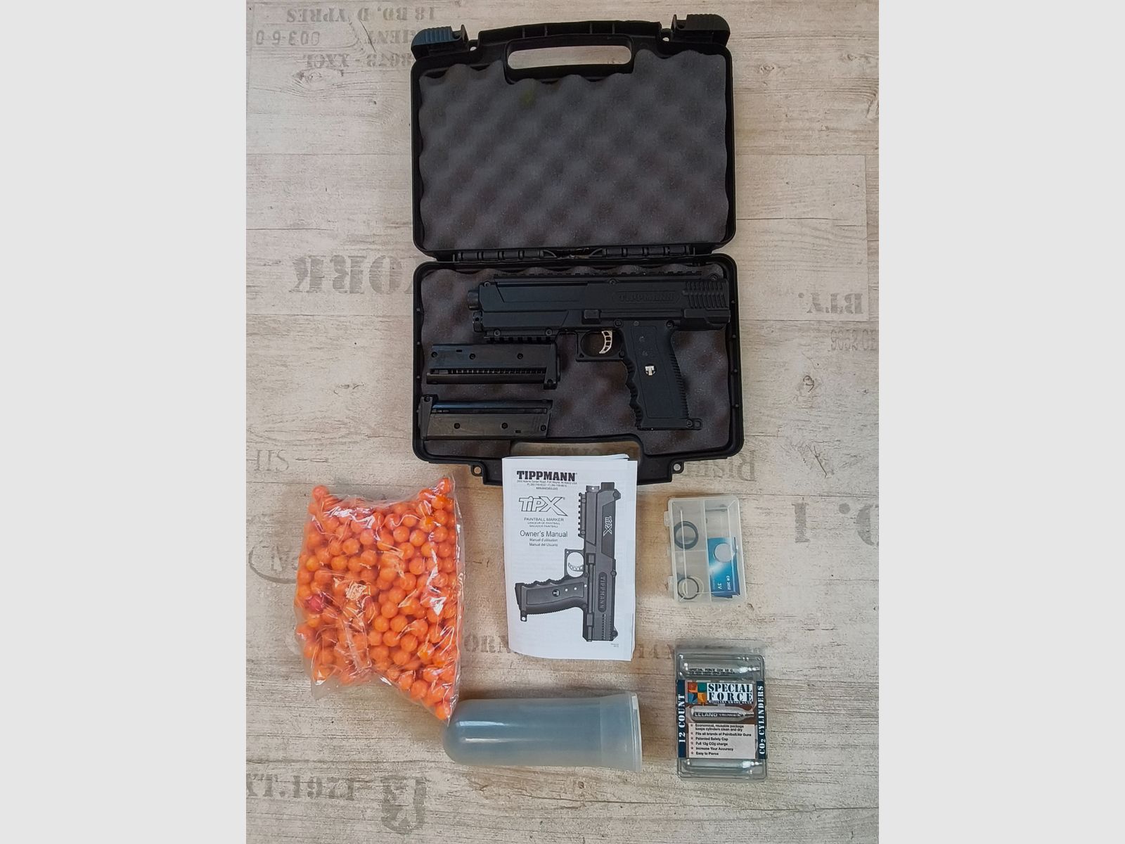Tippmann Tipx, calibro 68, come nuovo, molti accessori, immagine 1 di 6