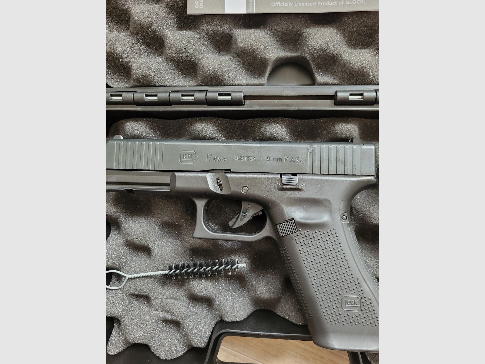 Glock 17 Gen5 Schreckschuss Pistole 9mm P.A.K.schwarz