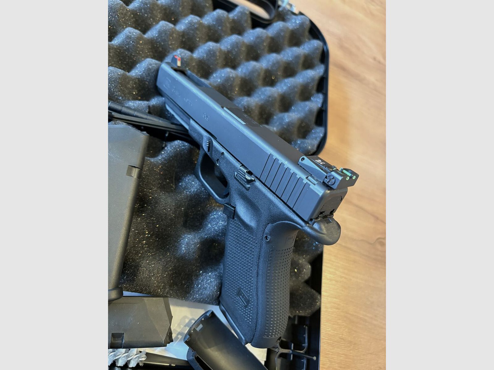 Glock 34 Gen4 inkl. ZEV Federsatz, 4 Magazine 9mmLuger