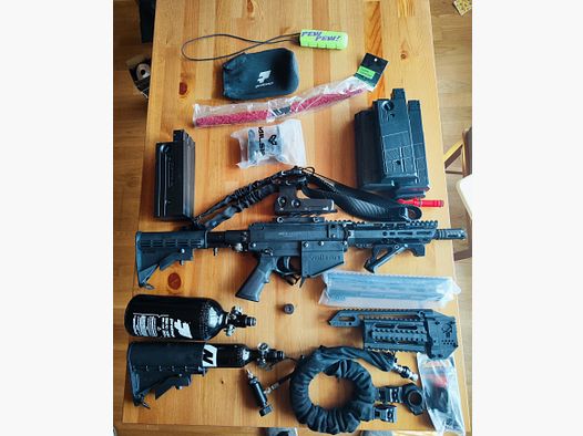 Tolle Milsig CQC Custom zu verkaufen mit viel Zubehör 