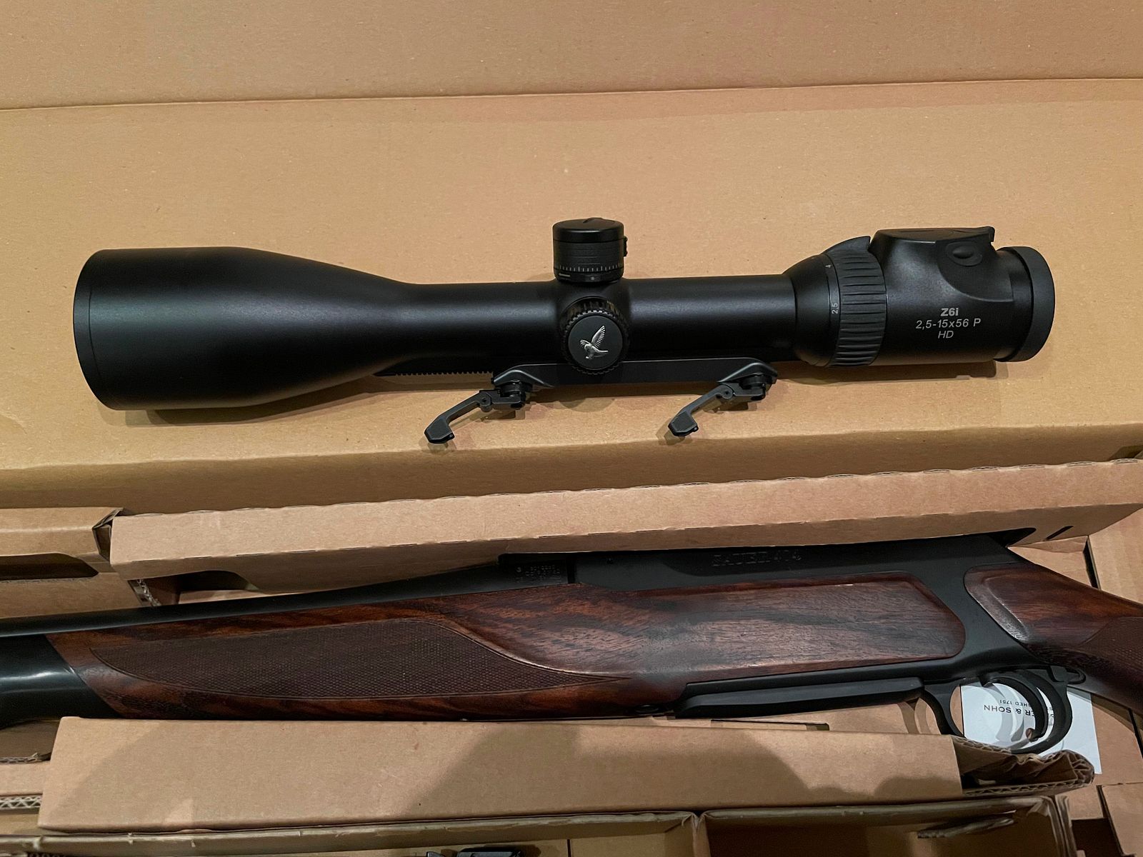 Sauer 404, cal. 9,3x62 mit Swarovski z6i 2.5-15 x56 P, HD, mit SD