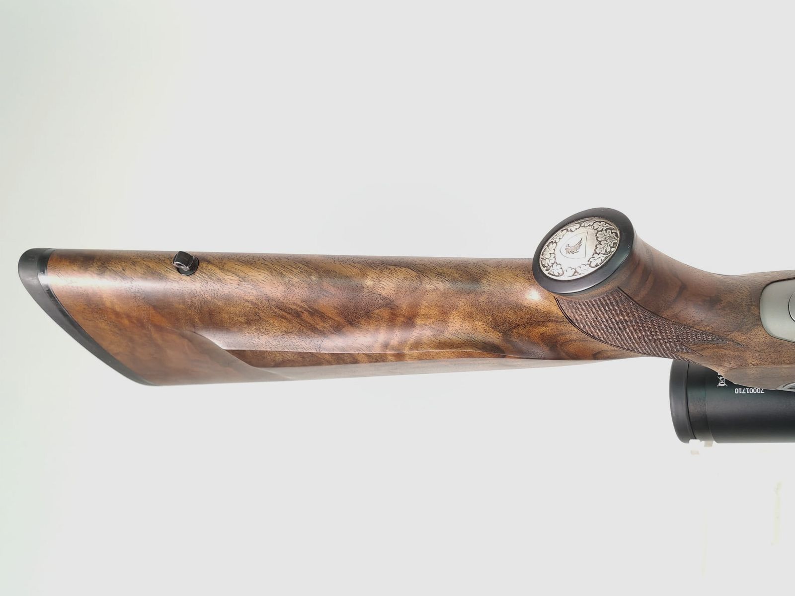 Blaser R8 Luxus 8x57 IS – houtklasse 5, geprofileerde barrel en nieuwe Blaser B2 3–18x50 iC, afbeelding 4 van 10