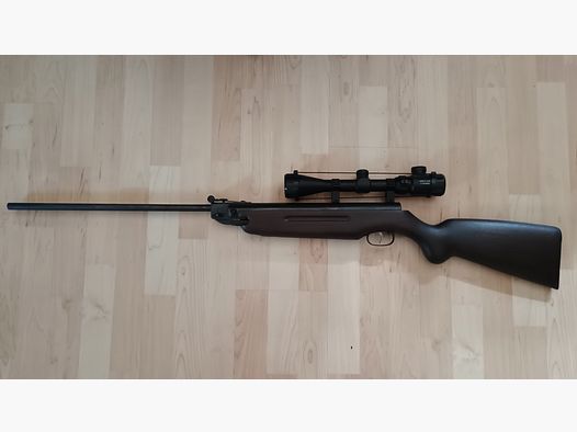 Weihrauch HW 35 4.5 mm ohne F-Zeichen. Mit Zielfernrohr und Tasche.
