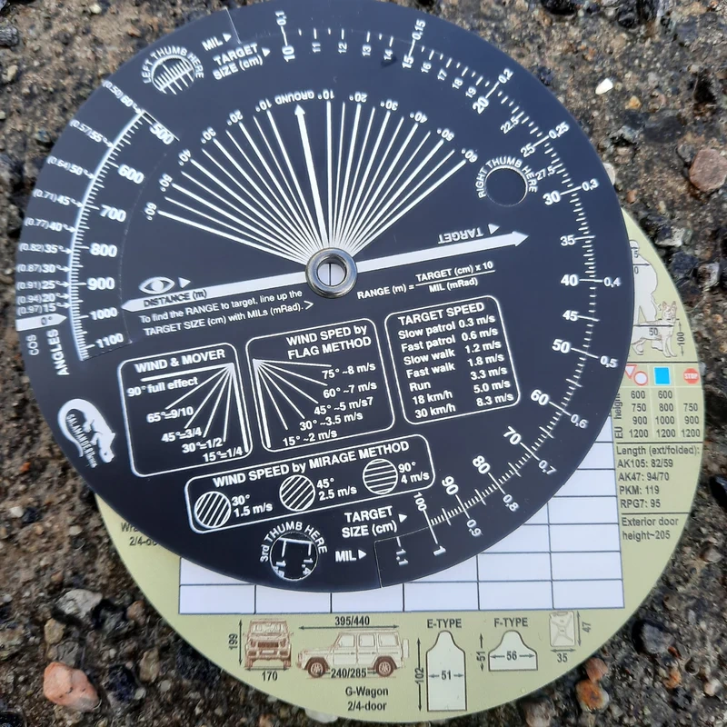 Calculateur Rond MilDot Métrique avec Autocollants de Cartes D.O.P.E, image 4 sur 4