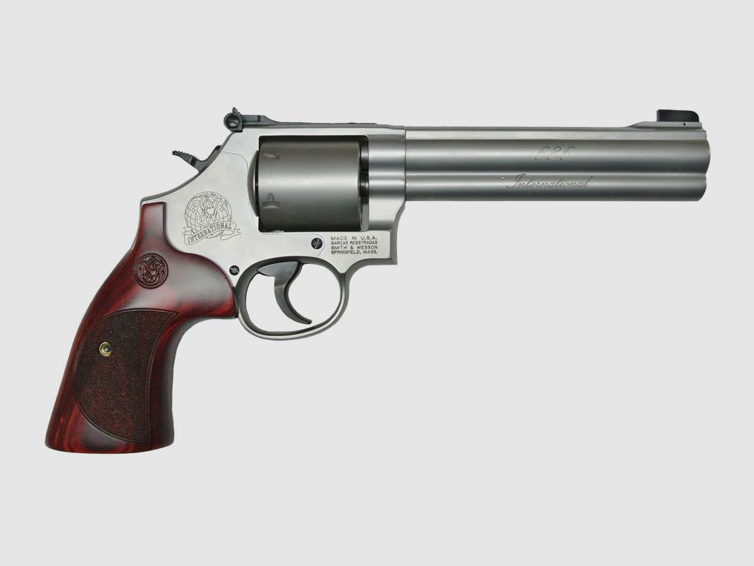 Smith & Wesson Révolver Mod. 686 International – Distinguished Combat Magnum 6′ .357Mg. Inox, image 1 sur 2