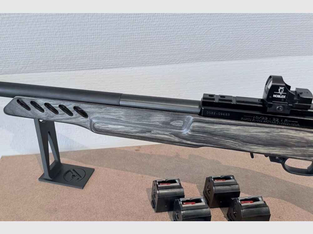 Ruger 10/22 Target Lite – Noblex Red Dot – 5 Chargeurs